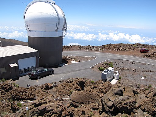 Starr-110524-5707-Dubautia menziesii-habitat view observatories Pan Starrs-Science City-Maui (25002442771)
